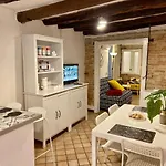 Apartmán La Casetta In Castello Centro Cagliari